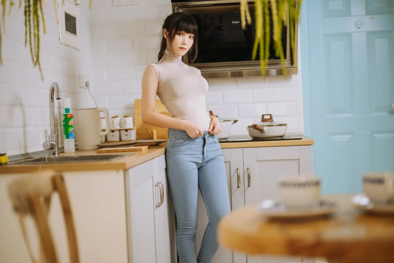 汪知子《姐姐的牛仔裤》主题写真：42张全套美图