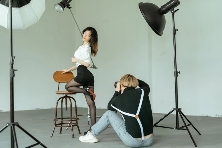 桃良阿宅《关于模特兼职那些事》主题写真：48张全套美图