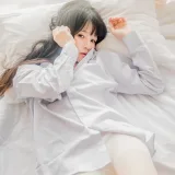 桜桃喵《白衬衫散发》主题写真：49张全套美图