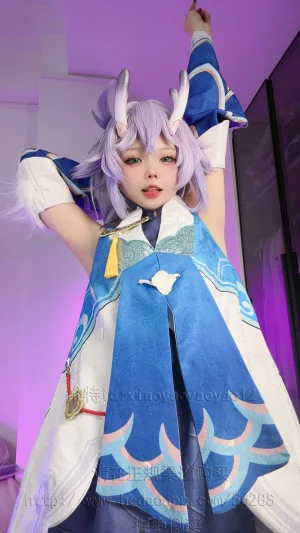 小瑶幺幺《白露自拍版》主题写真：53张全套美图，含5个视频