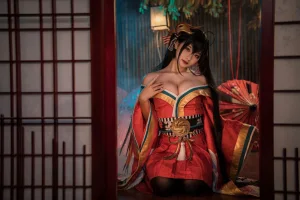伊喵君《碧蓝航线 大凤》主题写真：55张全套美图