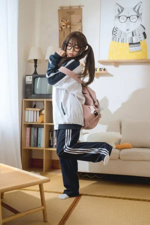 神沢永莉《家庭作业》主题写真：73张全套美图