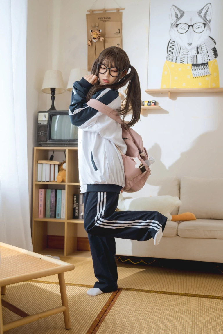 神沢永莉《家庭作业》主题写真：73张全套美图