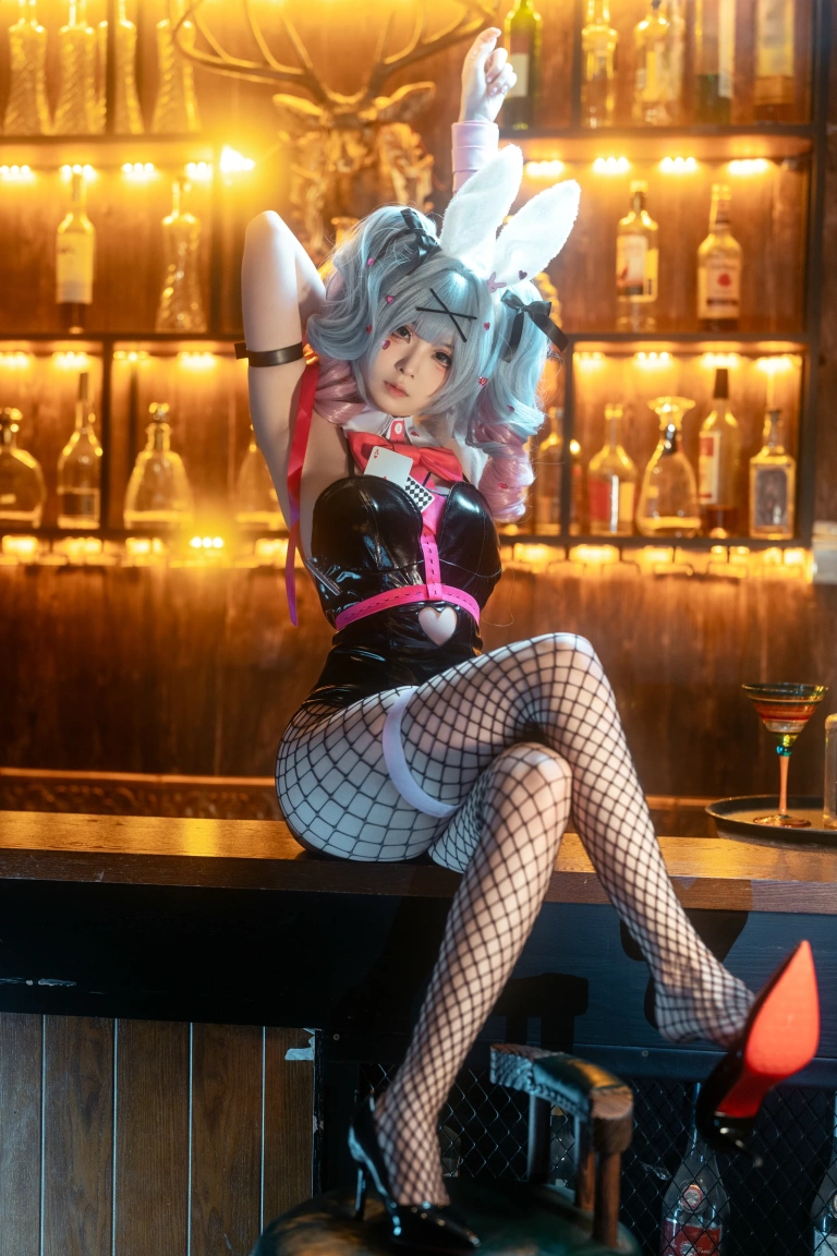 幼水铃衣《初音未来兔子洞》主题写真：80张全套美图，含2个视频