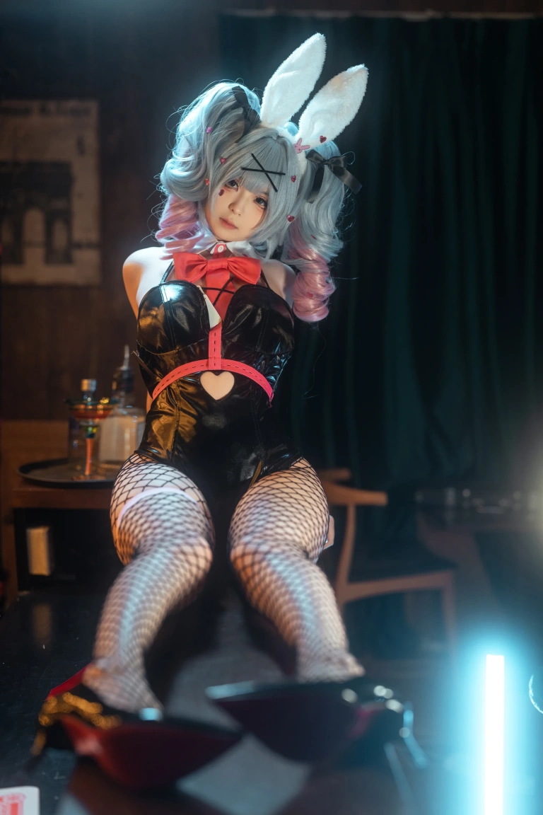 幼水铃衣《初音未来兔子洞》主题写真：80张全套美图，含2个视频