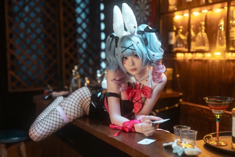 幼水铃衣《初音未来兔子洞》主题写真：80张全套美图，含2个视频