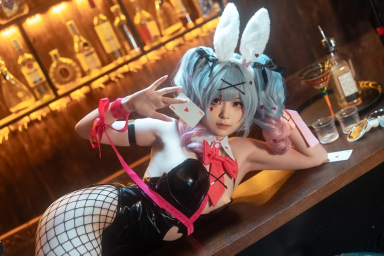 幼水铃衣《初音未来兔子洞》主题写真：80张全套美图，含2个视频