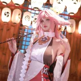 桜满三时《原神 八重神子》主题写真：89张全套美图