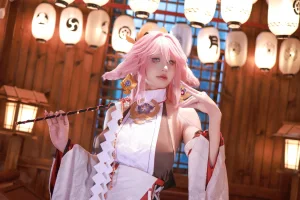 桜满三时《原神 八重神子》主题写真：89张全套美图