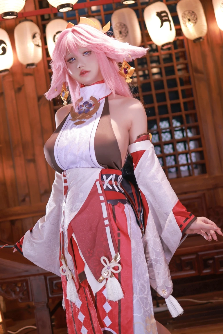桜满三时《原神 八重神子》主题写真：89张全套美图