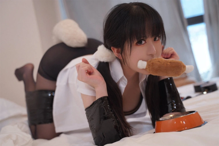 虎森森《惊！我的妹妹竟然想变成狗狗 剧情》主题写真：95张全套美图