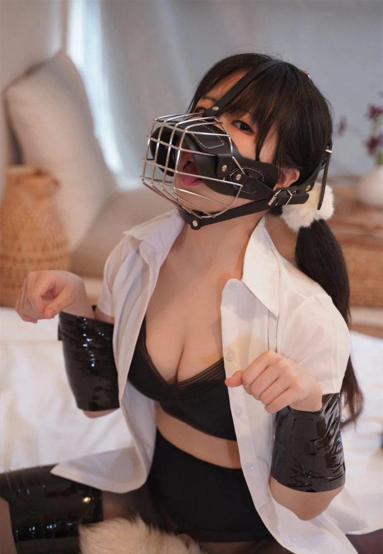 虎森森《惊！我的妹妹竟然想变成狗狗 剧情》主题写真：95张全套美图
