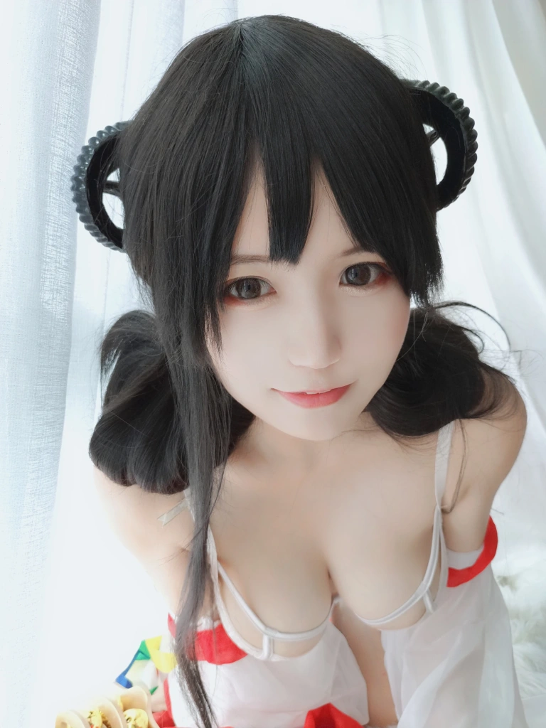 小仓千代《巫女DLC》主题写真：31张全套美图