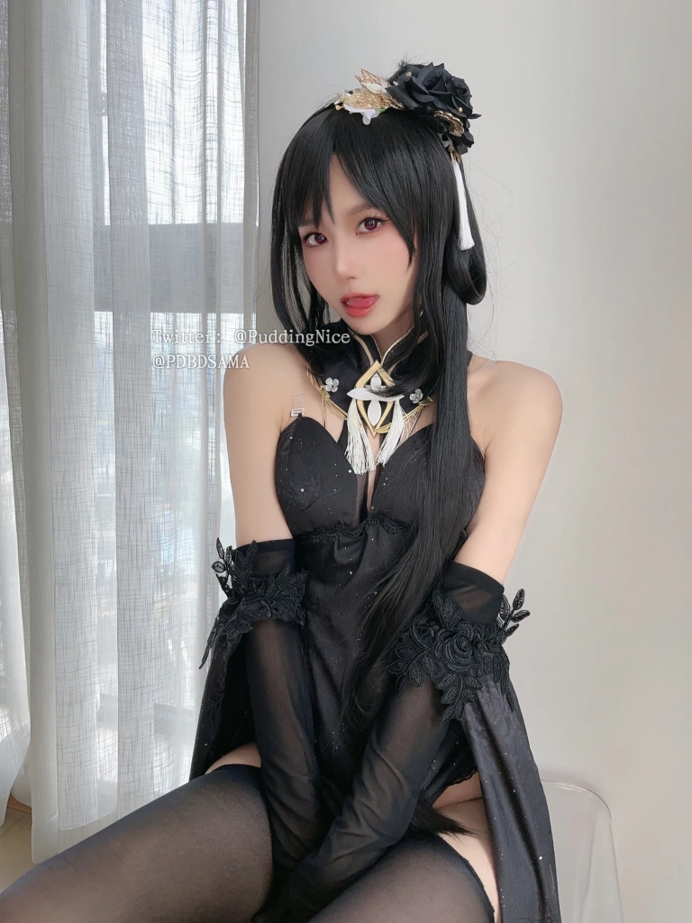 布丁大法《patreon 黑糖拿铁》主题写真：53张全套美图，含6个视频