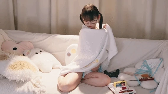 幼水铃衣《靡途》主题写真：169张全套美图