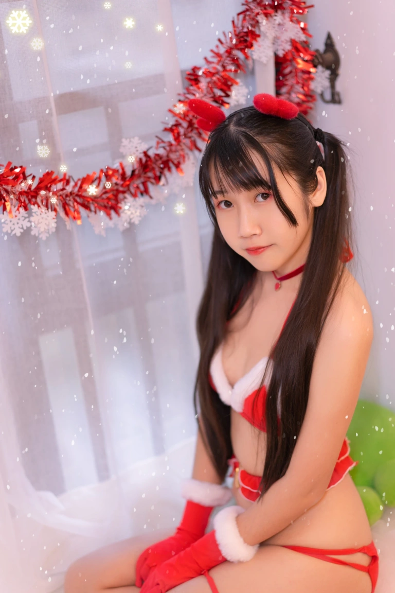 不呆猫《圣诞节》主题写真：19张全套美图