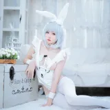 樱岛嗷一《恶毒懒懒的白兔》主题写真：19张全套美图
