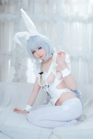樱岛嗷一《恶毒懒懒的白兔》主题写真：19张全套美图