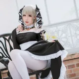 焖焖碳《可畏》主题写真：20张全套美图