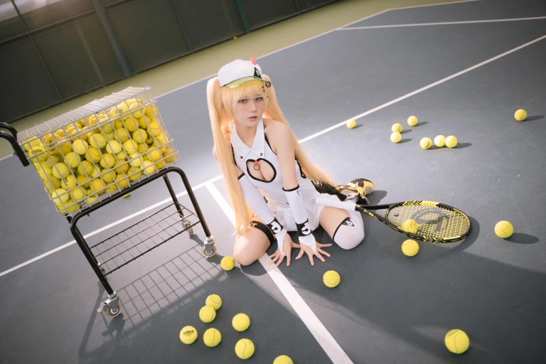 阿包也是兔娘《贝奇网球服》主题写真：21张全套美图
