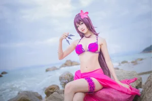 木棉棉《泳装斯卡哈》主题写真：21张全套美图