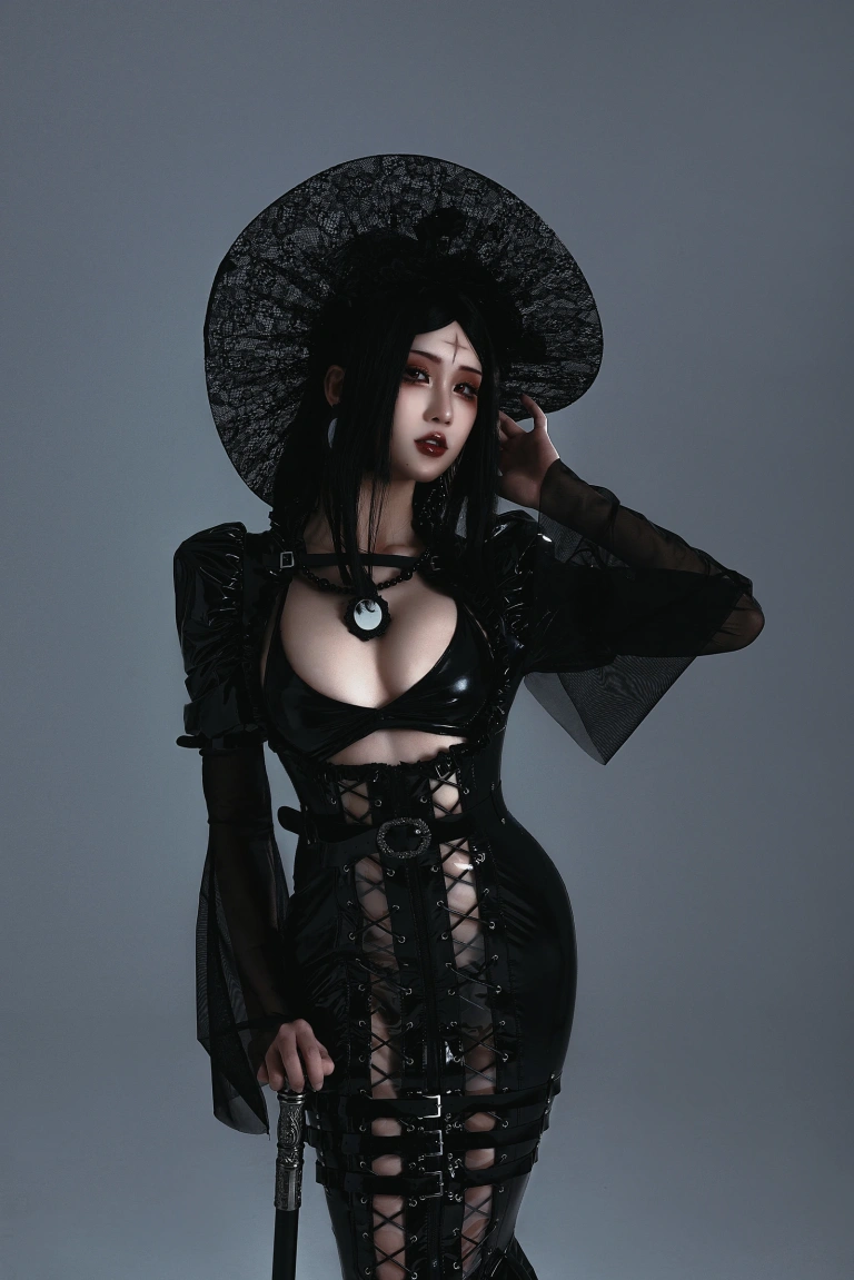瓦斯塔亚小龙虾《魔女莉莉丝》主题写真：22张全套美图