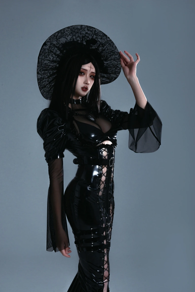 瓦斯塔亚小龙虾《魔女莉莉丝》主题写真：22张全套美图