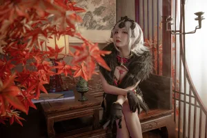 是一只熊仔《黑贞》主题写真：26张全套美图