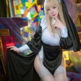 叉子宝宝《修女小姐》主题写真：26张全套美图