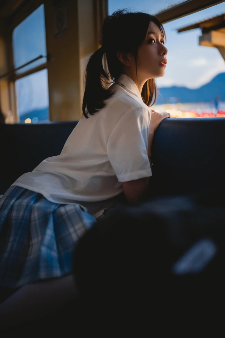 清青琴玖《中秋集会》主题写真：27张全套美图
