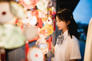 清青琴玖《中秋集会》主题写真：27张全套美图