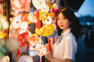 清青琴玖《中秋集会》主题写真：27张全套美图