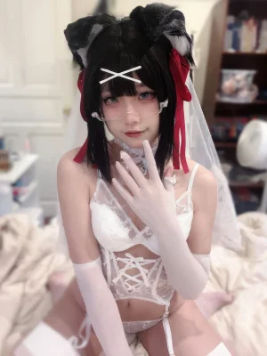 清水凪《小狗花嫁》主题写真：37张全套美图，含3个视频