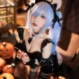 仙女月《万圣雅努斯》主题写真：37张全套美图
