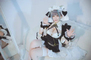 阿半今天很开心《柴郡》主题写真：42张全套美图