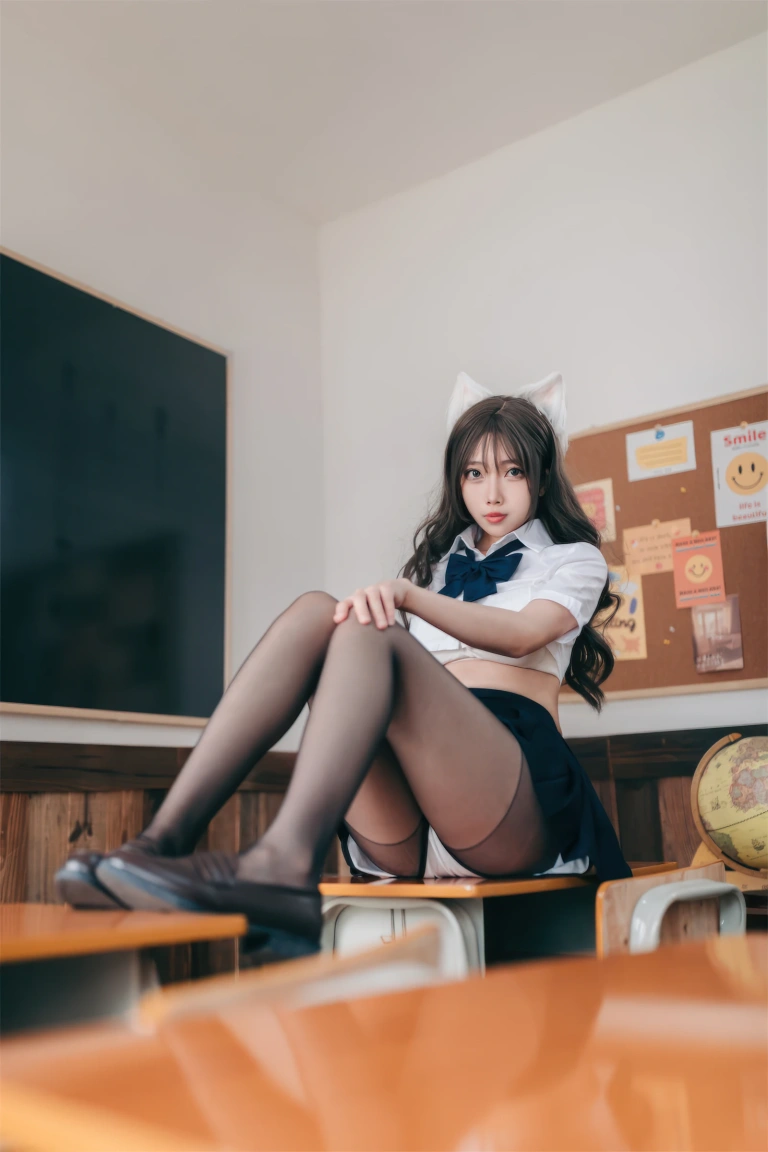 杏仁曲奇《生徒会坏猫猫》主题写真：52张全套美图