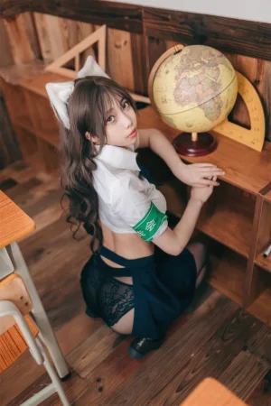 杏仁曲奇《生徒会坏猫猫》主题写真：52张全套美图