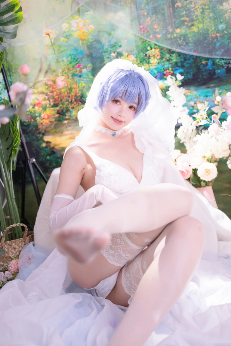 星黛鹿鹿《新世纪福音战士 绫波丽花嫁》主题写真：53张全套美图