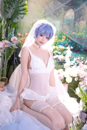 星黛鹿鹿《新世纪福音战士 绫波丽花嫁》主题写真：53张全套美图