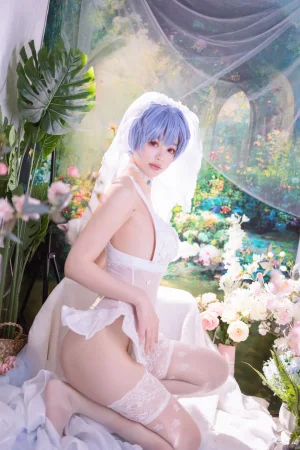 星黛鹿鹿《新世纪福音战士 绫波丽花嫁》主题写真：53张全套美图