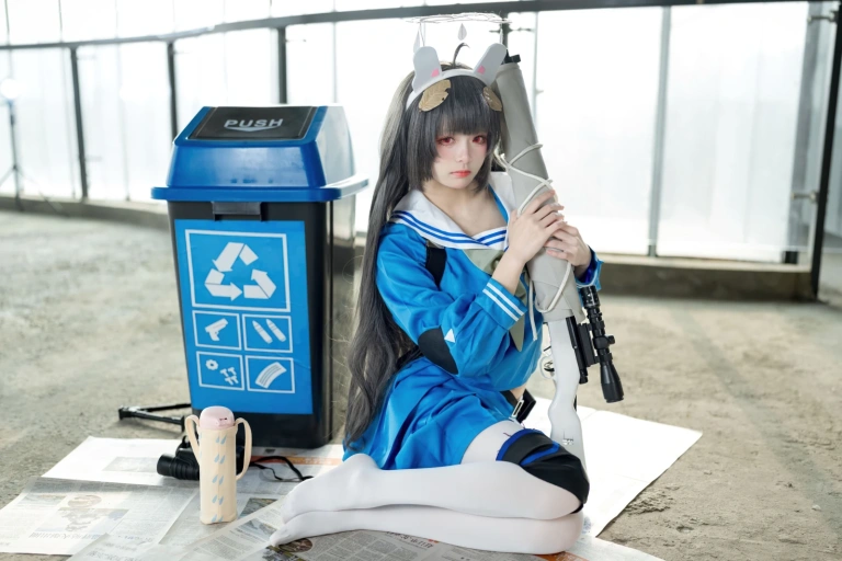 九柒喵《蔚蓝档案 霞沢美游》主题写真：55张全套美图
