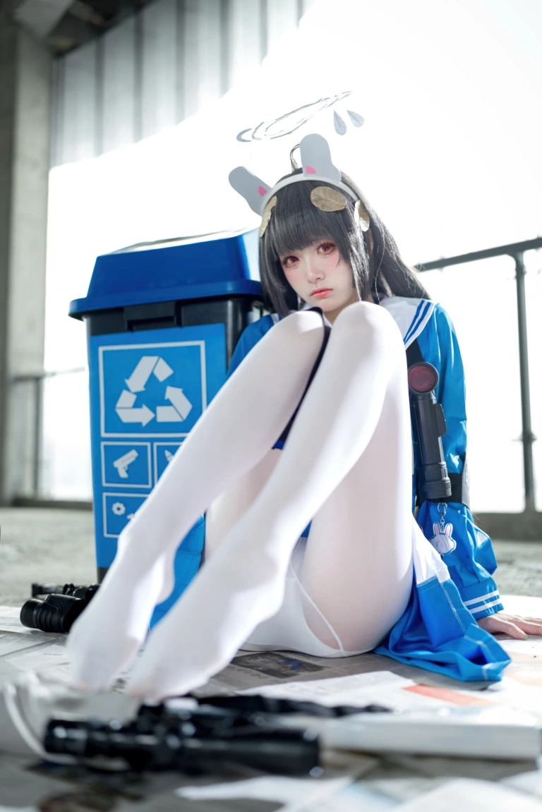 九柒喵《蔚蓝档案 霞沢美游》主题写真：55张全套美图