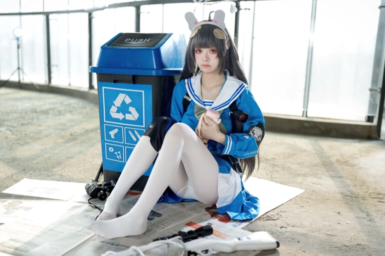九柒喵《蔚蓝档案 霞沢美游》主题写真：55张全套美图