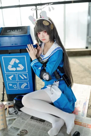 九柒喵《蔚蓝档案 霞沢美游》主题写真：55张全套美图