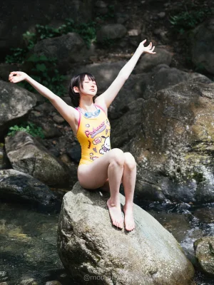 雫しずく《夏の小川》主题写真：72张全套美图