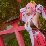前羽《八重神子Cosplay集》主题写真：36张全套美图