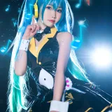 面饼仙儿《初音Miku》主题写真：19张全套美图