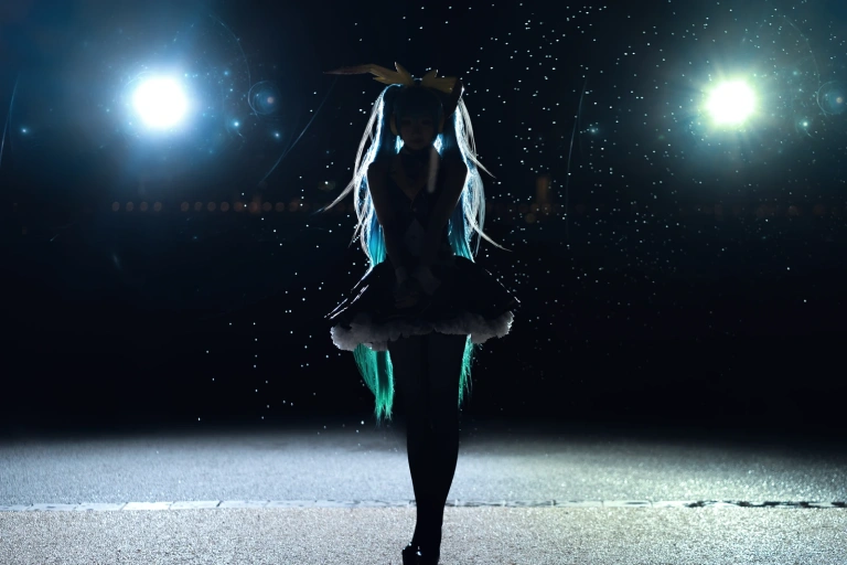 面饼仙儿《初音Miku》主题写真：19张全套美图