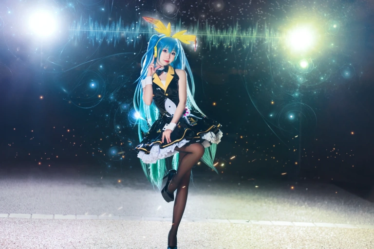 面饼仙儿《初音Miku》主题写真：19张全套美图
