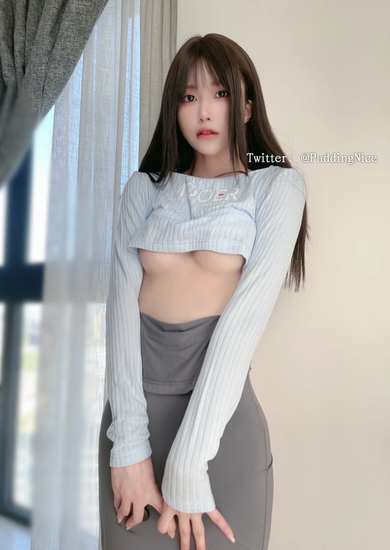 布丁大法《N8琉璃果冻》主题写真：40张全套美图，含3个视频